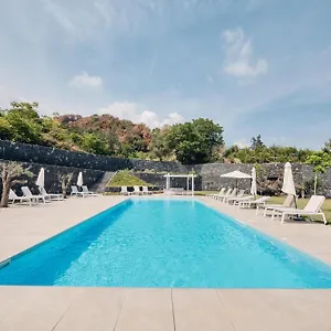 Cortilio Luxury Homes On Etna Hébergement de vacances Giarre