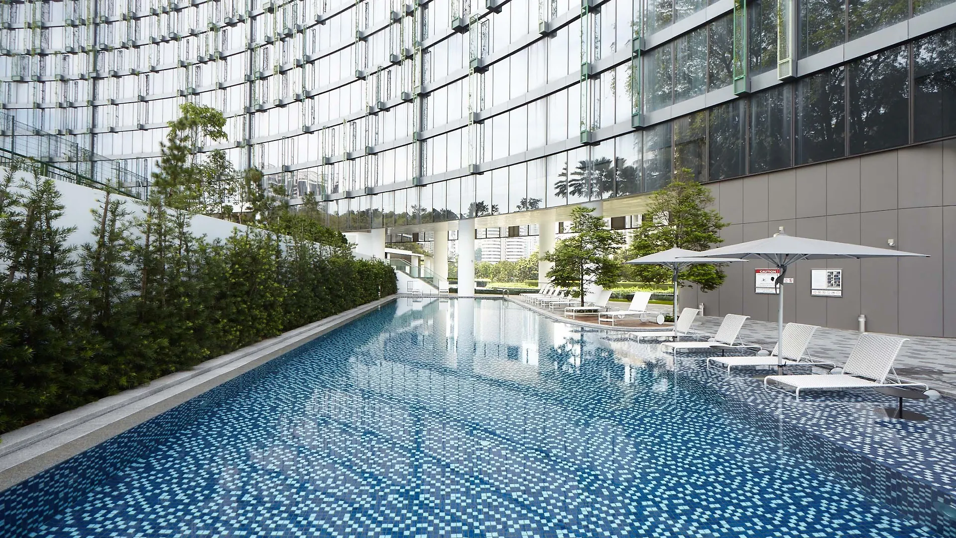**** Hotel Mercure Singapore On Stevens Singapore