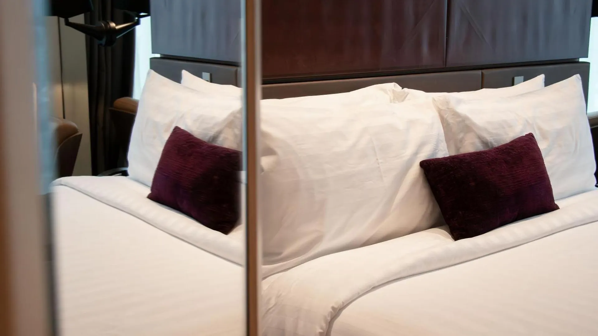 **** Hotel Mercure Singapore On Stevens Singapore